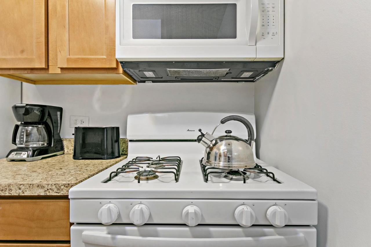 Stunning 1Br Apartment At Center Of Lakeview - Oakdale 211 Chicago Dış mekan fotoğraf